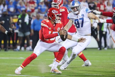 Patrick Mahomes strives to build better connections with Chiefs’ offensive weapons