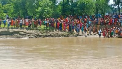 At least 12 go missing as boat capsizes in Bihar