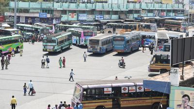 Dindigul bus stand is an example of how a bus stand should not be functioning: Commuters
