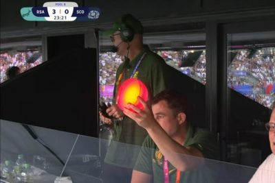 South Africa explain use of traffic light signals during Scotland win