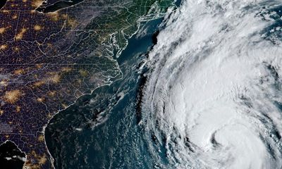 Maine and Atlantic Canada face flood warnings as Hurricane Lee heads north