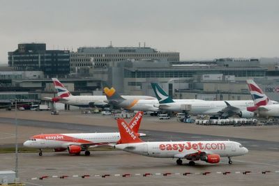 Flights diverted due to staff shortages in air traffic control at Gatwick