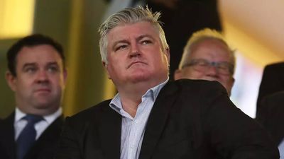 Former Australian cricketer Stuart MacGill charged in alleged cocaine deal