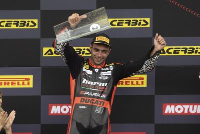 Petrucci extends World Superbike deal with Barni Ducati