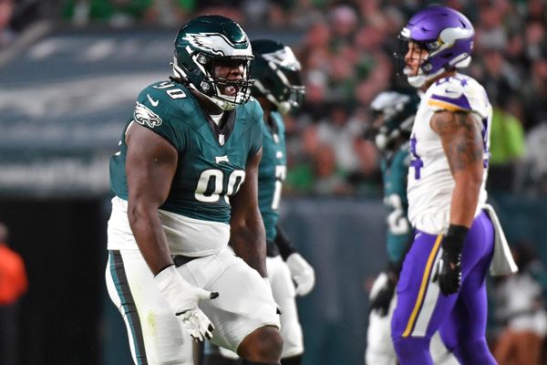 Fumbling Vikings lose to Eagles 34-28 as injuries, turnovers take their toll