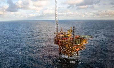 Oil companies granted licences to store carbon under the North Sea