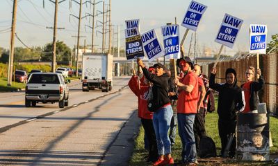 UAW strike: union to resume contract negotiations on Saturday – as it happened