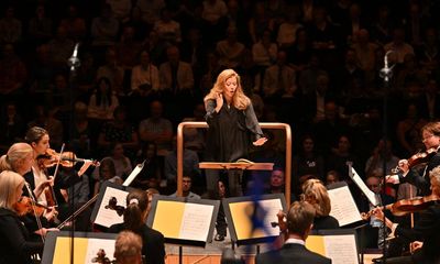 LSO/Hannigan review – season opens with haunting Vivier and superb Strauss