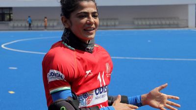 Love for gold and longing for husband: Indian hockey captain Savita gears up for Asiad