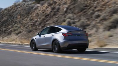 Texas-Made Tesla Model Y AWD Base Trim Removed From US Configurator
