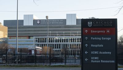 UChicago Medicine returns to requiring staff to mask during patient interactions