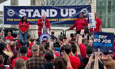 ‘A fight against corporate greed’: Bernie Sanders rallies with UAW in Detroit