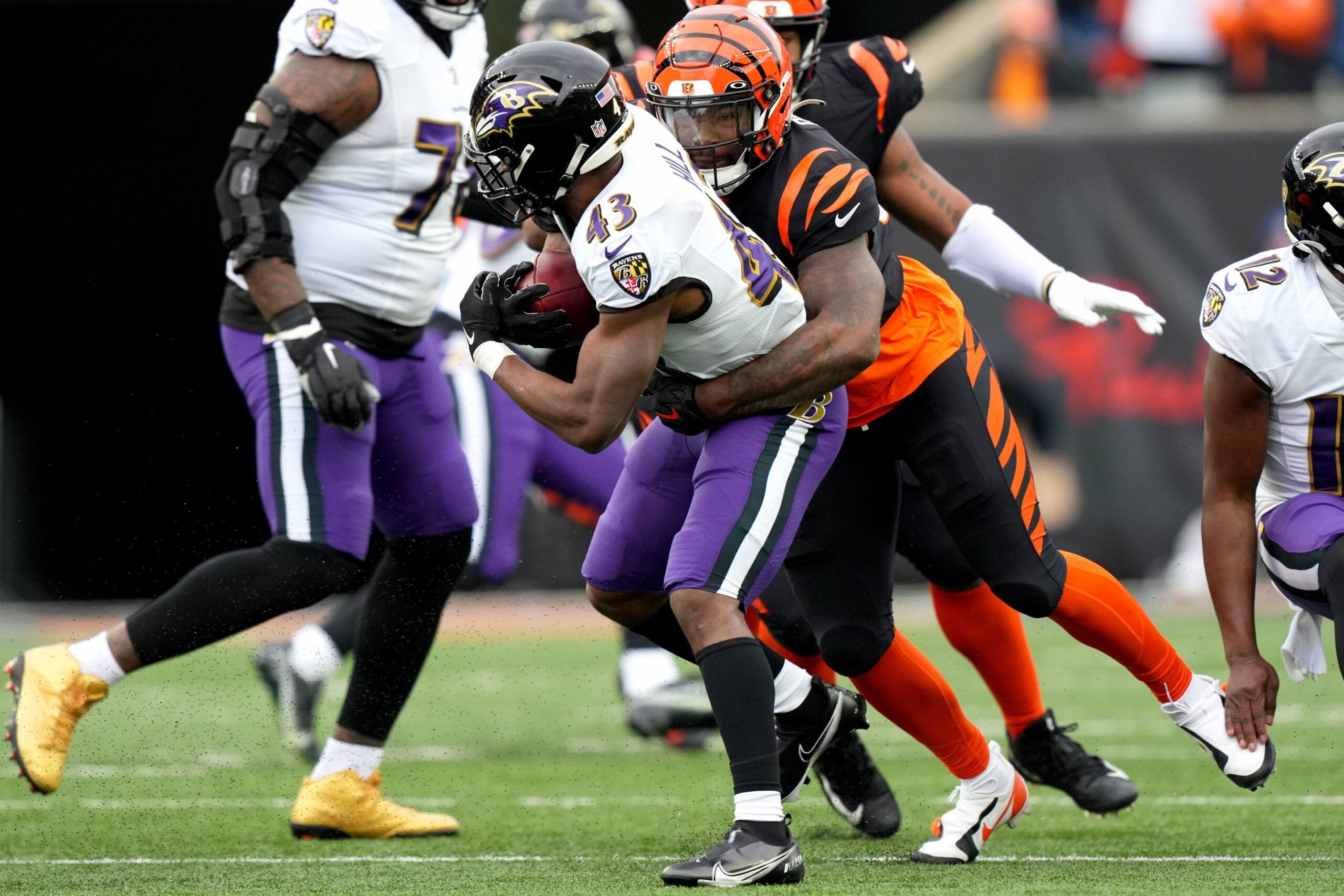 Bengals vs Ravens: Brothers Dax, Justice Hill face off in NFL playoffs