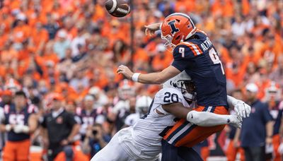 Illinois turns Memorial Stadium into the gaffe factory in 30-13 loss to No. 7 Penn State