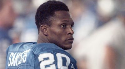 Lions Unveil Special Franchise-First Honor for Barry Sanders