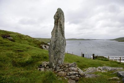 'Absentee' laird under fresh pressure to sell Scottish island