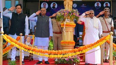 Chief Minister Siddaramaiah calls for multidimensional approach to fight Kalyana Karnataka’s backwardness