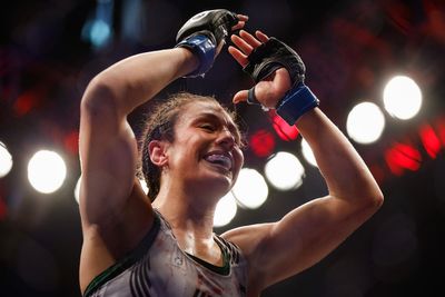 Alexa Grasso retains UFC title against Valentina Shevchenko in controversial draw