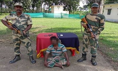 WB: BSF apprehends smuggler, recovers illegal arms at India-Bangladesh border