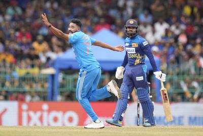 India crush Sri Lanka by 10 wickets to win eighth Asia Cup cricket crown