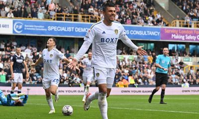 Leeds extinguish Millwall’s fire as Joël Piroe double sets up dominant win