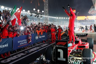 F1 Singapore GP: Sainz holds off Norris to win tense race as Russell crashes