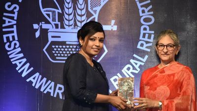 The Hindu scribe wins Statesman award for environmental reporting