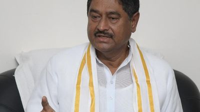 Teacher unions in A.P. demand Revenue Minister Dharmana Prasada Rao to withdraw his remarks against them