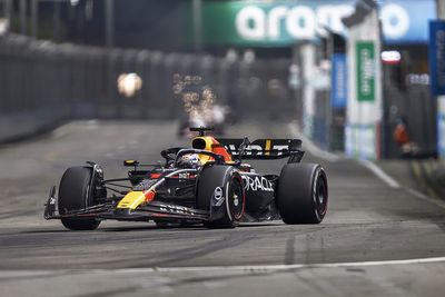 Verstappen says "everything went against us" in F1 Singapore GP