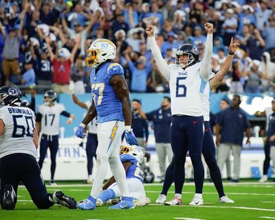 Social media reacts to Titans’ overtime victory over Chargers