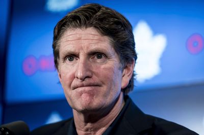 Mike Babcock resigns as Blue Jackets coach amid investigation involving players' photos