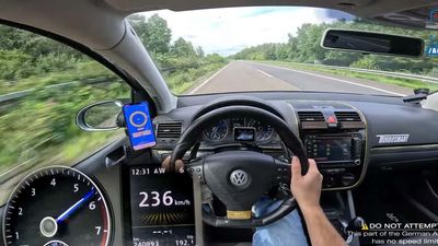Watch VW Golf With 420-HP I5 Engine Swap Devour The Autobahn