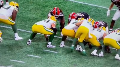 Packers’ Jordan Love Botched a QB Sneak in Such a Weird Way vs. Falcons