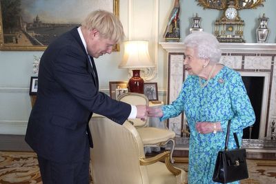 Officials ‘raised concerns with Buckingham Palace’ about Boris Johnson’s conduct