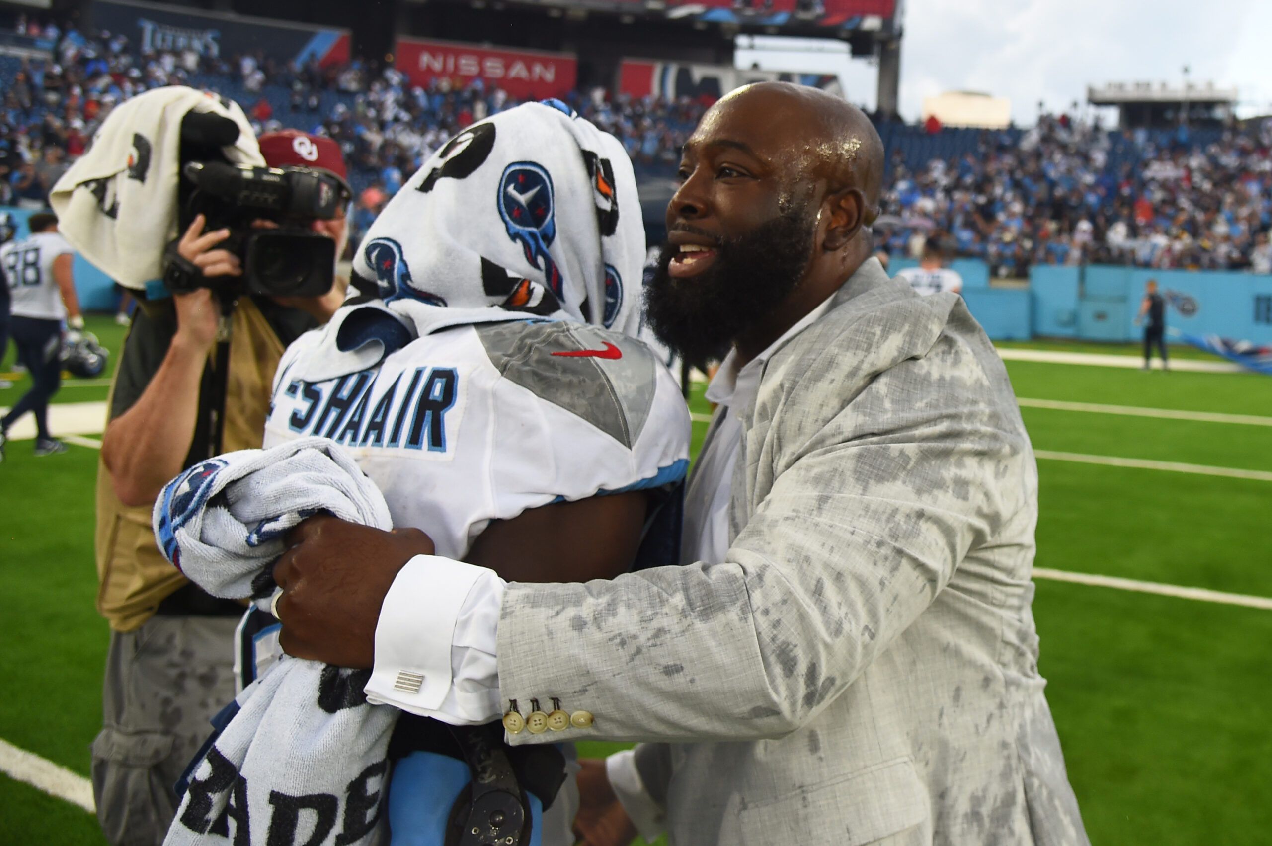 Houston Texans signing Tennessee Titans free-agent target George Fant