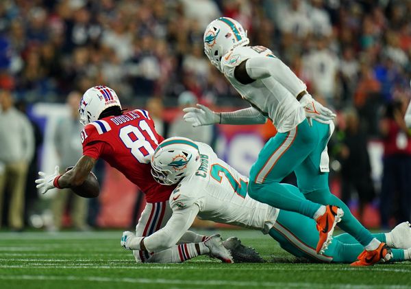 Studs and duds in Patriots' crushing 24-17 loss to Dolphins