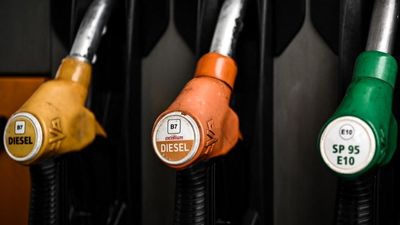France to allow filling stations to sell petrol at a loss to combat inflation