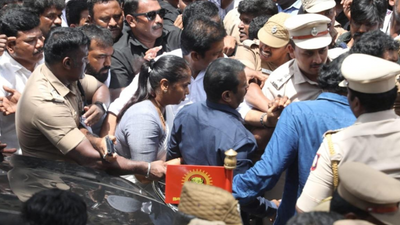 Rape and extortion complaint: Naam Tamilar Katchi chief coordinator Seeman appears before police