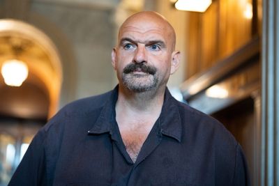 This is how John Fetterman feels about the nixed Senate dress code  - Roll Call