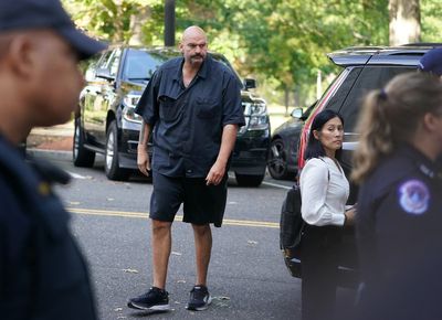 John Fetterman scoffs at GOP uproar over his clothing: ‘It’s bizarre’