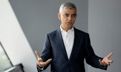 Sadiq Khan says hundreds of thousands spent on anti-Ulez Twitter manipulation