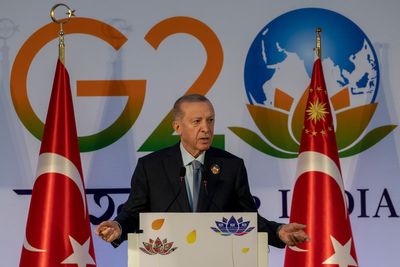 Turkey's Erdogan says he trusts Russia as much as he trusts the West