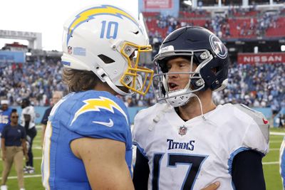 Best photos from Chargers’ loss to Titans in Week 2