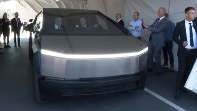 Watch Musk Take Israel's Netanyahu For Tesla Cybertruck Ride