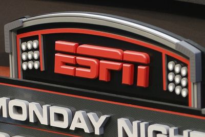 Monday Night Football fans had 1 huge complaint about ESPN’s 2-game coverage
