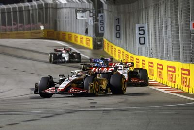 Magnussen never “fought so hard” for an F1 point as in Singapore