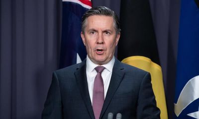 Vape stores opening near Australian schools to ‘recruit new generation to nicotine’, Mark Butler says