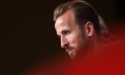 Harry Kane urges Bayern to exploit Manchester United’s ‘difficult spell’