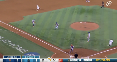MLB Fans Roasted Mets Pitcher for His Comical Throwing Error to an Empty Third Base