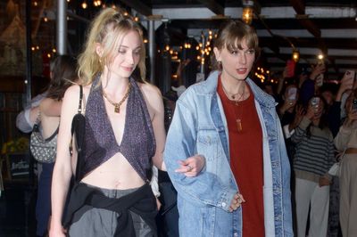 ‘Thick as thieves’: Fans delighted as Taylor Swift dines out with Sophie Turner after Joe Jonas divorce news